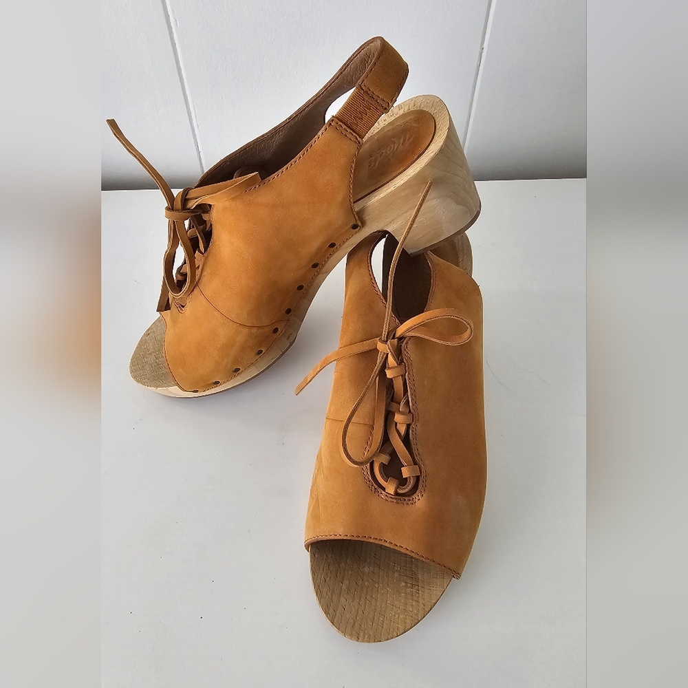Madewell Cecilia Lace-Up Clog in Tan Size 7 - Picture 2 of 10